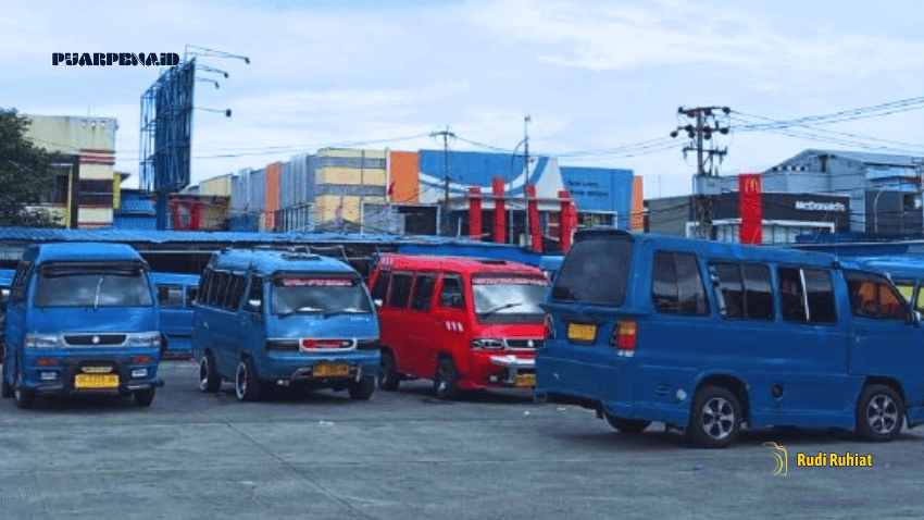 angkot terminal gamalama